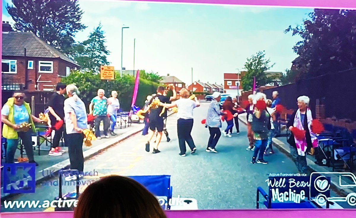 AgeingBetter's tweet photo. Loved hearing what @ActiveFamNE are doing increasing #physicalactivity including in streets and parks through their Well Bean Machine
Lots of joyful #dancing!
#HealthyAgeing2022 #health #ageing https://t.co/Th3pORxMJA