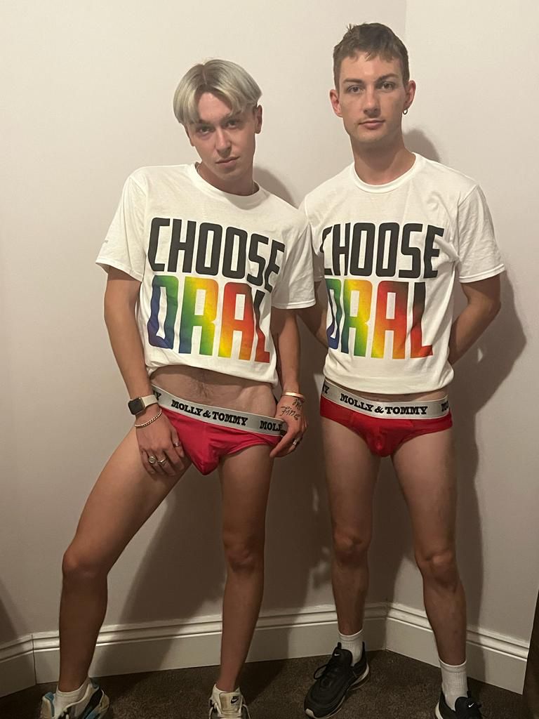 BeBioSure's tweet photo. The @hungyoungbrit boys and underwear brand @MollyandTommy1 have joined forces to support the #ChooseOral campaign this #WorldAIDSDay
#KnowYourStatus in minutes with the OraQuick HIV Self Test brought to you by BioSure.
https://t.co/lQdzTOEKcj
#BeBioSure #GetTested #EndHIV https://t.co/4a39SMDEpt