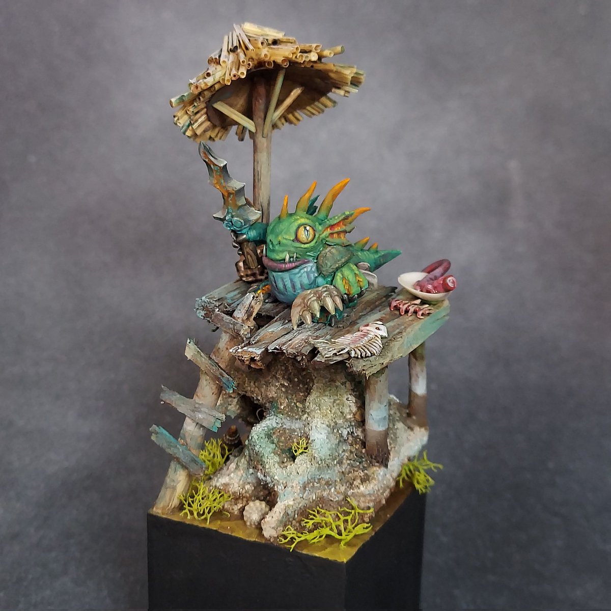 MarkMaxey1977's tweet photo. @WarcraftRumble We formally requested to be champions in the Arclite Rumble beta. You have my phone, and Durrgell says "mrrrggllwglwgl!" https://t.co/7NKpI8auig