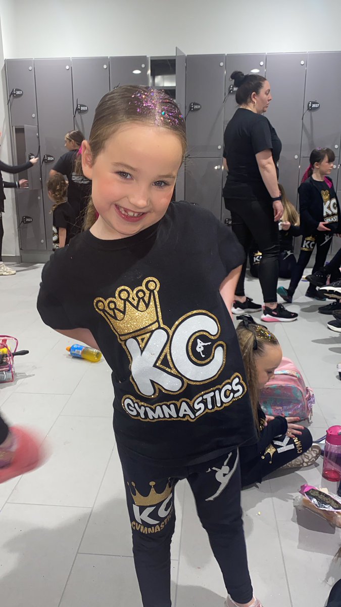 DanielleMolloyX's tweet photo. @StMonicaMilton Holly wanted all her teachers to know how busy her month of November has been so far. We went to gymnastics displays one in paisley for 2 days and one in Edinburgh for 2 days. Holly now has earned 3 medals and is so excited for her gymnastics future 🤸 https://t.co/irhTvahWEp