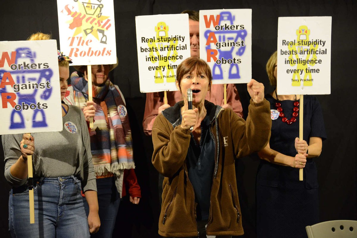 MikeTheWrite's tweet image. Myself with Terry Adlam, Paul Stimpson and Robert Kibble will be presenting five new short plays at BURNHAM LIBRARY 18/19 Nov. Raising funds to keep our library in the community. Support Libraries. Support live drama. Support new writing.  See you there.