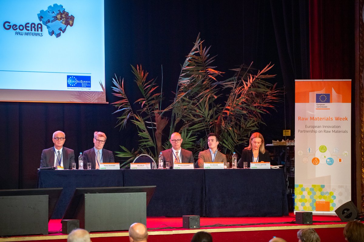 EU_Growth's tweet photo. Exciting morning on day 2 of the #RawMaterialsWeek2022 on the importance of #data for #rawmaterials policy with @UNECE &amp; @EuroGeoSurveys.

Let's implement the United Nations Framework Classification for Resources in Europe for a sustainable future!

More👉 https://t.co/QEkHGXEMbp https://t.co/eG3NOF9n0F