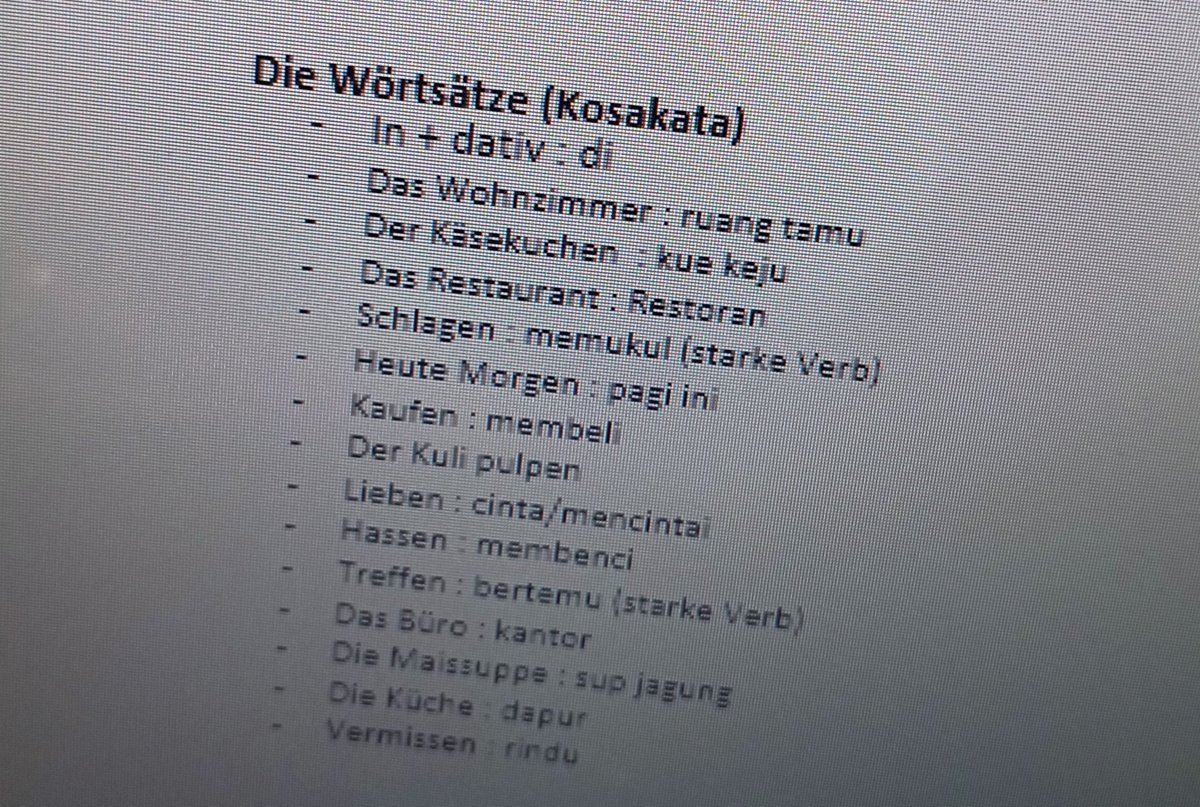 derloofyy's tweet photo. ❜ ─ Siska Progress ─ ❛
🗓️[15/11/2022]

learning Germany kapitel 3 Objekt Akkusativ und Dativ very hard to understand but I will try to understanding 😤 https://t.co/mqY3u6kPae