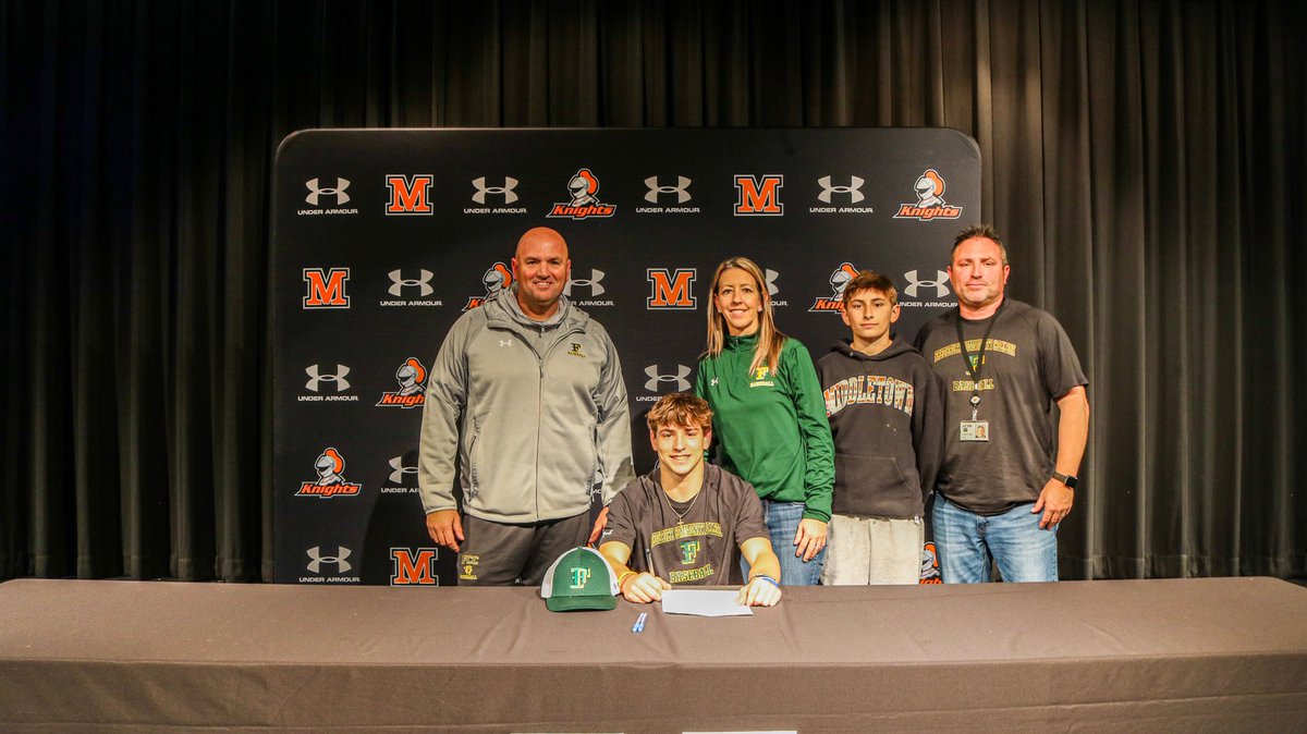 gomhsbaseball's tweet photo. Congratulations to Cam Baker for signing his NLI to continue his academic and baseball career Frederick Community College ⁦@CougarPrideFCC⁩ ⁦@Mid_sports⁩ ⁦@Cam_Baker3⁩ https://t.co/fCzQeBNUba