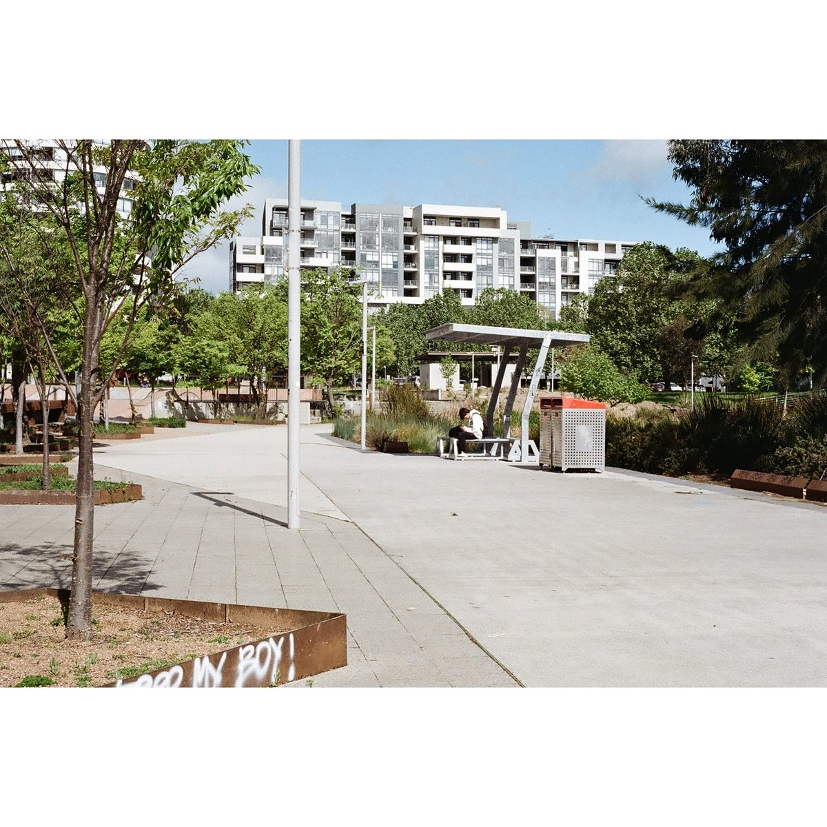 droxcp's tweet photo. solitary

#solitary #streetphotography #urbanphotography #35mmfilmphotography #35mmfilmcamera #35mmfilm #CanonAE1Program #KodakGold200 https://t.co/CDedPohZhy