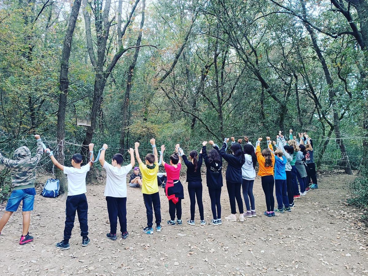 L'alumnat de CS estem a la Granja, treballant les emocions i la la cohesió de grup.#SomLaLió