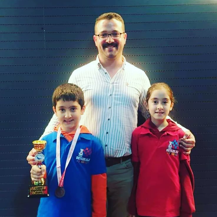 Satrançta Başarıda Bir Klasik. Emek Döken Tüm Veli Sporcu ve Antrenörlerimize teşekkür ederiz...BKS...