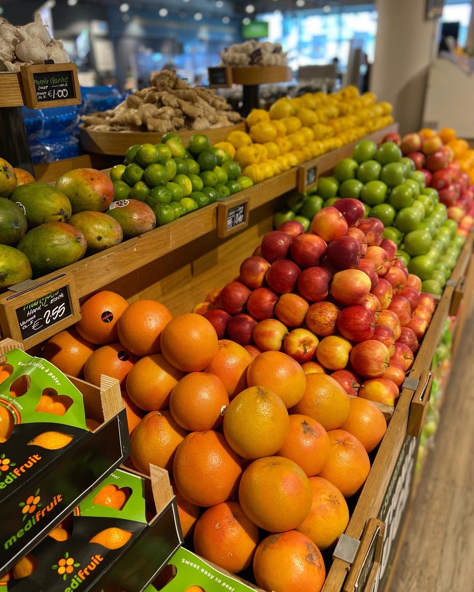 freshdublin's tweet photo. Right here waiting for you 🍃 Value you can taste right across lunch at Fresh. 

#Lunch #Lunchtime #WhatsForLunch #LunchBreak #LunchBox #HealthyLunch #dineindublin #LunchIdeas #LunchOnTheGo #freshthegoodfoodmarket @deliciousfoodco #healthylunch https://t.co/fYjaX8ooSI