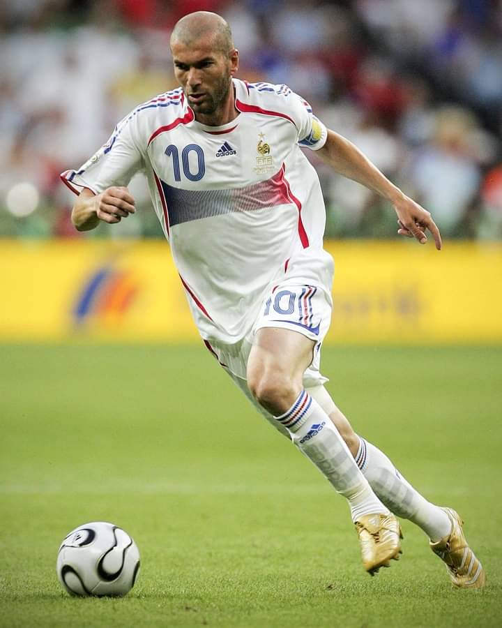 WISH YOU HAPPY BIRTHDAY PAUL SCHOLES 