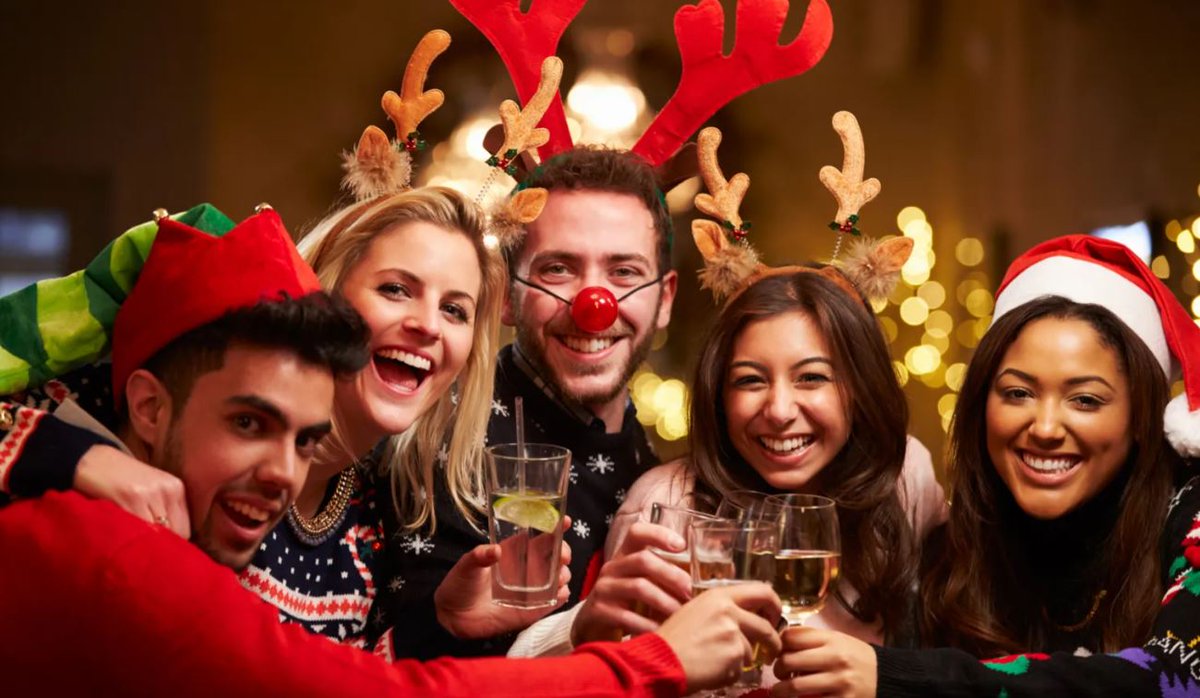 JobsInfirmieres's tweet photo. 10 raisons pour lesquelles vous devriez inviter les conjoints de vos employés à votre party de Noël https://t.co/GA050xMSPe https://t.co/cTj4nbP9Ft