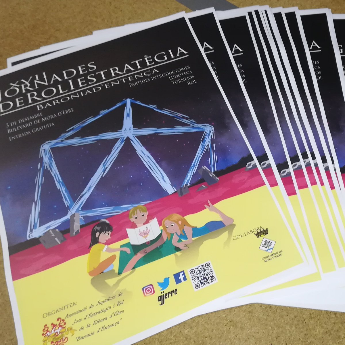 A empaperar! #rol #jornades #rolalaribera #esgirafeina