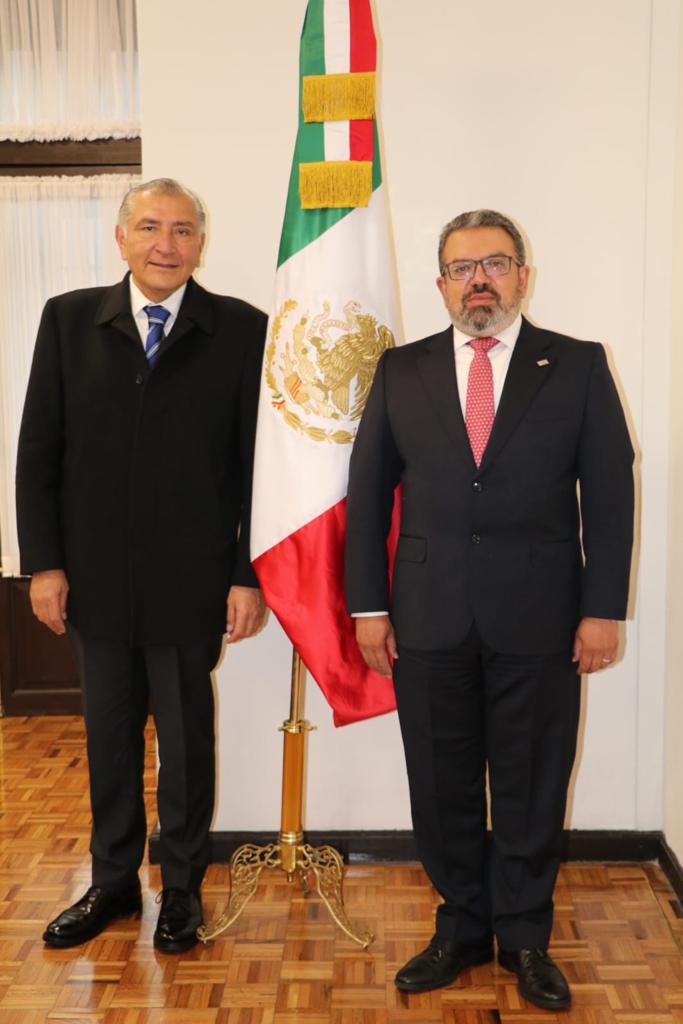 🔴Asume Jorge Nuño como secretario de
Infraestructura, Comunicaciones y Transportes

🔸Por instrucciones del presidente de la República, secretario de Gobernación da posesión del cargo al nuevo titular de SICT