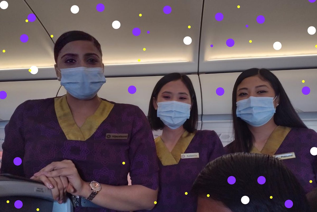 cmgon's tweet photo. #onboard #vistara
#happyfaces
#surprise
#silveranniversary
#thankyou

Thank you Vistara staff for making flying on our 25th wedding anniversary such a memorable, fun experience. Loved the surprise tray of desserts! 
Seats 25 A&amp;B
November 1, 2022
UK658 Chandigarh to Bangalore. https://t.co/WlwW2YzFV8