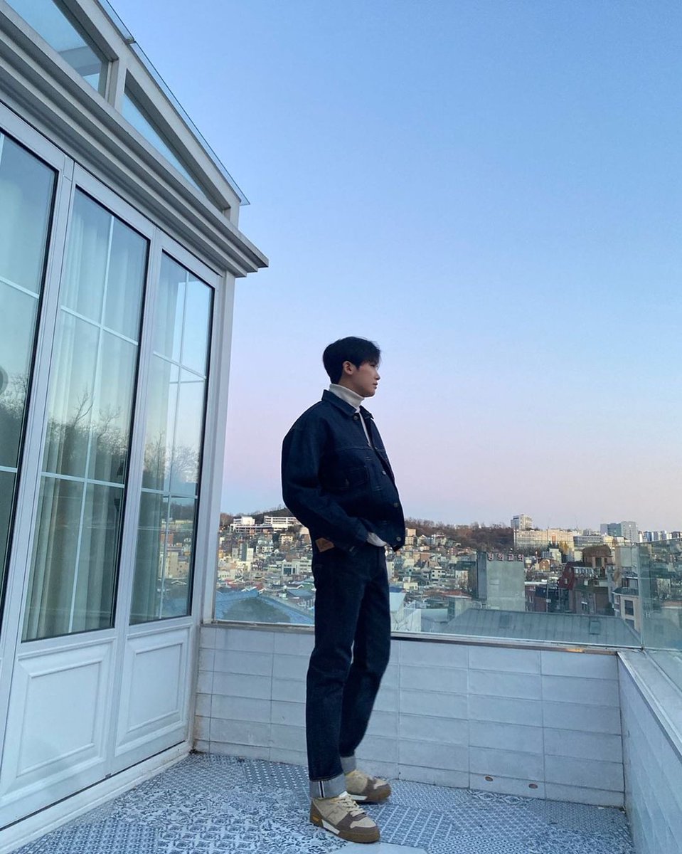 joy_zeawishes's tweet photo. Happy birthday our handsome Hyungsik!

Be happy &amp; healthy always! Missing you so much! Hope to hear you sing again ❤

#HappyHyungSikDay32nd
#Happy32ndHyungSikDay
#박형식_앞으로_네가_걷는_길을_응원해

#박형식 #형식 #parkhyungsik #hyungsik #제국의아이들 #ZEA #continuewithzea https://t.co/sO1BGOm1bM
