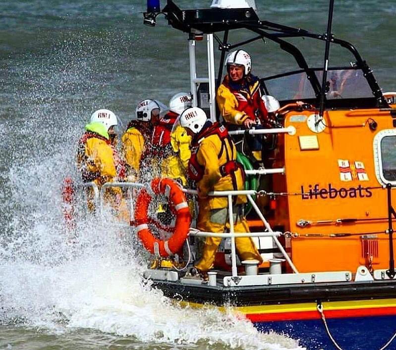 Archive.  #llandudnolifeboat #lifeboatcrew #rnli in action. #watersports #seasafety #bbc  #boatphotographer