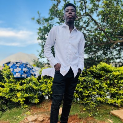 PogbaZara's tweet photo. #NouvellePhotoDeProfil https://t.co/LIkgcnrLxp