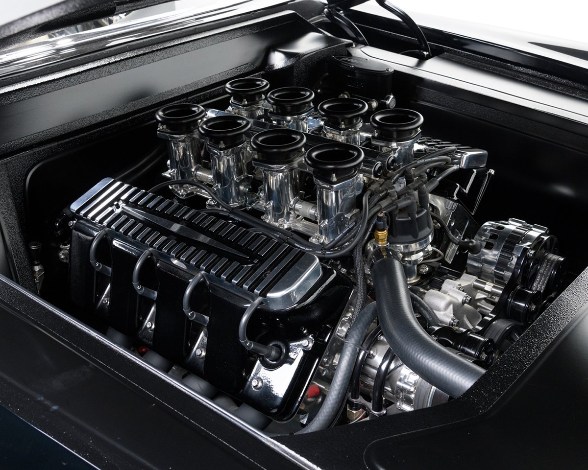 Barrett_Jackson's tweet photo. This 1956 @LincolnMotorCo Continental Mark II is sure to turn heads. Featuring a Jon #Kaase 520ci V8 under its hood, next-level elegant customization and new-age technology
Offered with No Reserve during the 2023 Scottsdale Auction
Read more: https://t.co/tjsjzbiTvp https://t.co/uZ1cc6iNmD