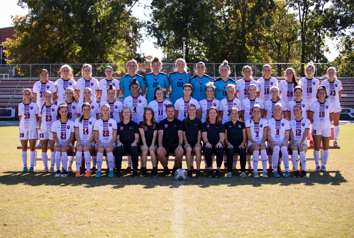 DeanWardsoccer's tweet photo. 1st season @lruwsoc. Big thanks to staff,admin,families &amp;players for your work &amp; support. @zandy_soree for your support,work &amp;belief in our vision. Special thx Jeri for her sacrifice, support &amp; allowing me to do what I ❤️ each day. Im so proud of our progress &amp; team achievements. https://t.co/JyoSQtxySd