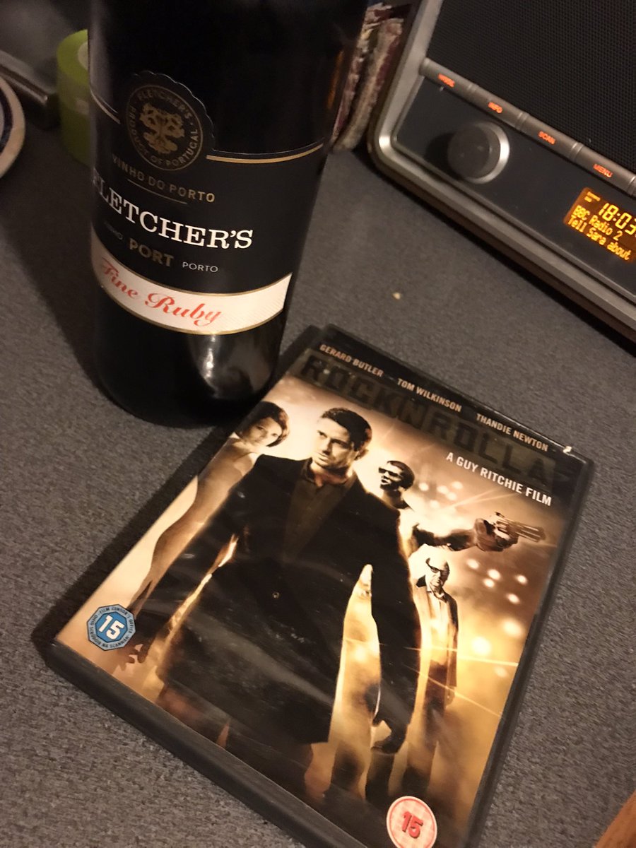 8_decor's tweet photo. Oh yeh….. I know how to spoil myself! #EveningIn https://t.co/6eh19k2BKa