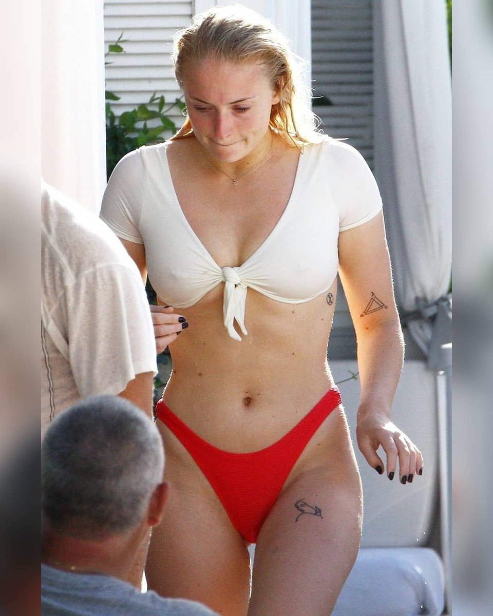 Hot Celebrities on Twitter "🔥 Sophie Turner"