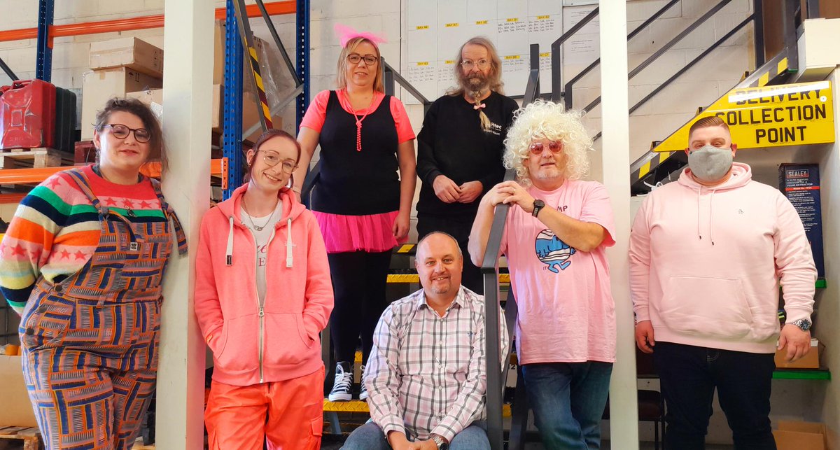 askhitec's tweet image. 📣The Hitec team went pink for the day for to raise money for Young Lives vs Cancer!

💗We raised a total of £180 for such an incredible charity and had a brilliant day dressing up and eating and drinking everything pink 🙌🏼 

#AskHitec #Charity