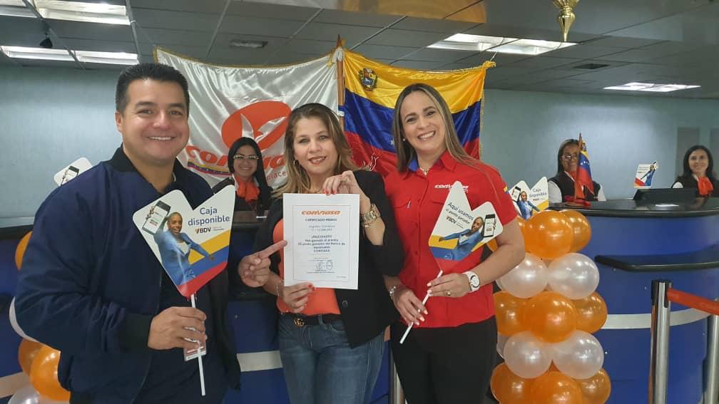 BcodeVenezuela's tweet photo. Argelen Gamboa participó y ganó con nuestro aliado 
@LAConviasa
 y #ElPuntoGanador del #BDV 🥳

Y tú, ¿qué esperas para participar?

Conoce más de nuestra promo #ElPuntoGanador aquí 👉https://t.co/AON1PxE86I https://t.co/dWCxWRW7OL