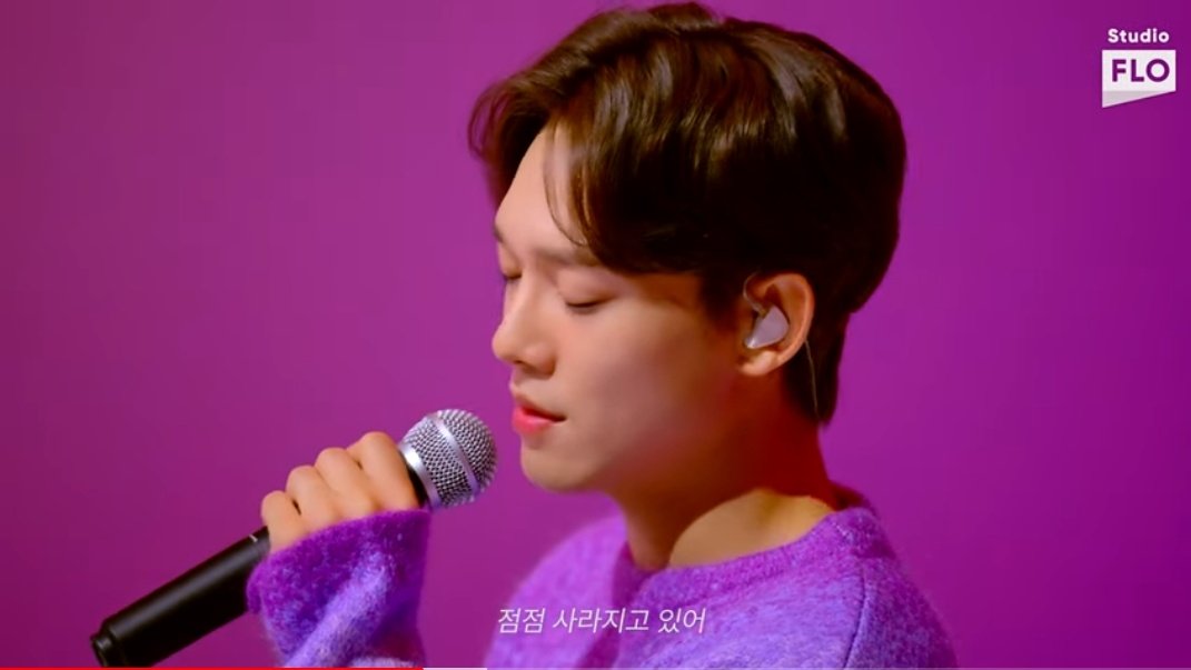 Ot9foreverPao's tweet photo. Simplemente hermoso...solo mi King Jong AngelDae puede hacerme oรญr su voz en esta imagen ๐ฅบโค๏ธ๐ค
#CHEN #LastScene #EXO @weareoneEXO
#StudioFLO https://t.co/oaNMjiGNim