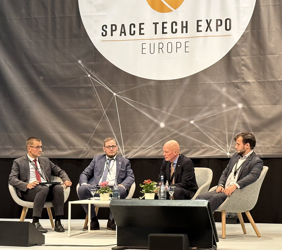 “Find your niche and be brave!”, tips @ICEYEfi BD adviser <a href="/Tvaurast/">Tero Vauraste</a> aspiring European space entrepreneurs. #SpaceTechExpo