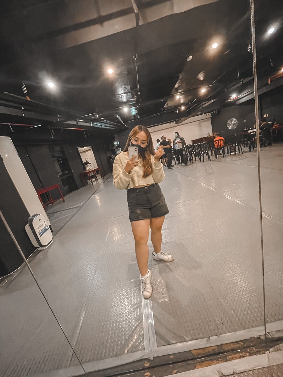 micahdavidg's tweet photo. 🎶So grateful for TODAY’s GANAPS:
The Juans in the AM, online sessions in the afternoon, #CCPTurandot rehearsals in the evening 😳🫶🏻🤩
Thank You Lord for sustaining me today 🙏🏻🥹
#MiCoach #MicahDavid #GiacomoPuccini https://t.co/DZfcZpR6z6