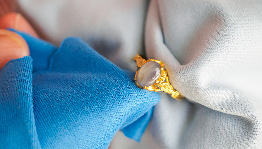 Si dice che “non è tutto oro quello che luccica”, ma se non luccica che oro è? 
Scopriamo insieme come rendere splendente questo prezioso metallo.
ow.ly/GxPH50LEFON