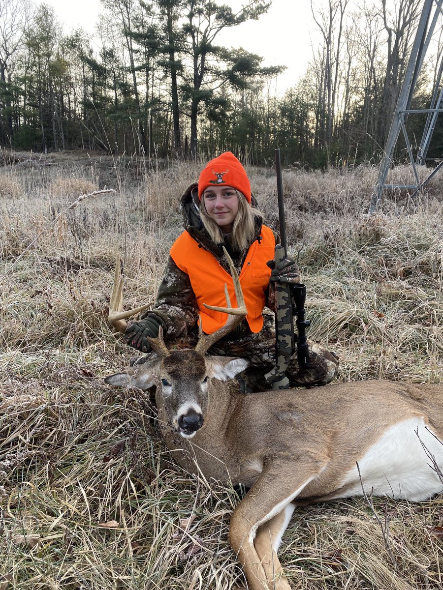 CornCob19's tweet photo. The youngest made sure the freezer is full https://t.co/0yF1b3RPZD
