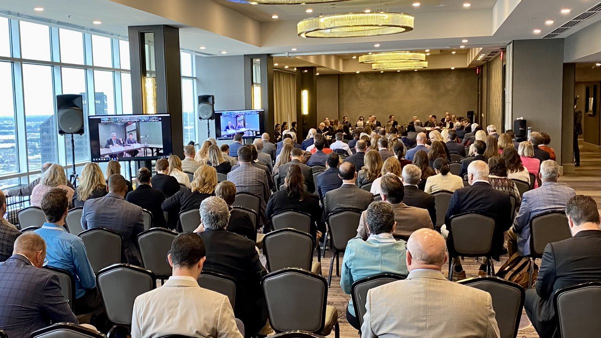 Full house today at #NARUCAnnual2022 as the ⁦<a href="/FERC/">@FERC</a>⁩ / ⁦<a href="/NARUC/">NARUC</a>⁩ Joint Task Force on Transmission gathers to continue national discussions about #energy transmission. ⁦<a href="/PA_PUC/">PA PUC</a>⁩ chair Gladys Dutrieuille is one of the state/regional voices in this process.