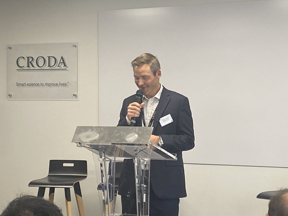 It is a great honour to be part of the opening of the new offices of #CrodaFrance  🌱<a href="/VilleMontigny78/">Ville de Montigny-le-Bretonneux</a>  
Huge thank 🙏 to @GDouillet_Croda et Nicolas Gedda for the choice of <a href="/sqy/">Saint-Quentin-en-Yvelines 🚀</a> to answer to your needs : connectivity 🚊, well being &amp; sustainability
#welcome to the team 🔥