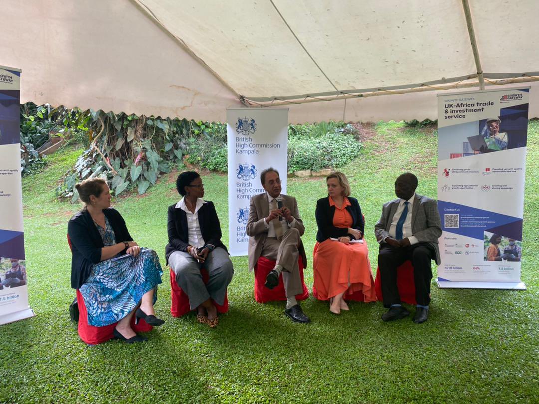 ANNOUNCEMENT:
Lord Popat, the UK’s Trade Envoy to #Uganda has launched the Growth Gateway in 🇺🇬, a platform which will support 🇬🇧 &amp; 🇺🇬 businesses to leverage finance to boost two-way trade &amp; investment opportunities via identifying market linkages &amp; complying with standards.
