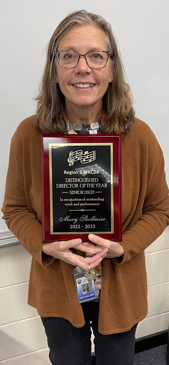 We are excited to share that Mrs. Mary Shollmier, Director of Choirs at Parkview Arts/Science Magnet High School was voted by the choir directors of the Arkansas Choral Directors Association Region 2 as the “2022 Senior High Distinguished Director of the Year.”