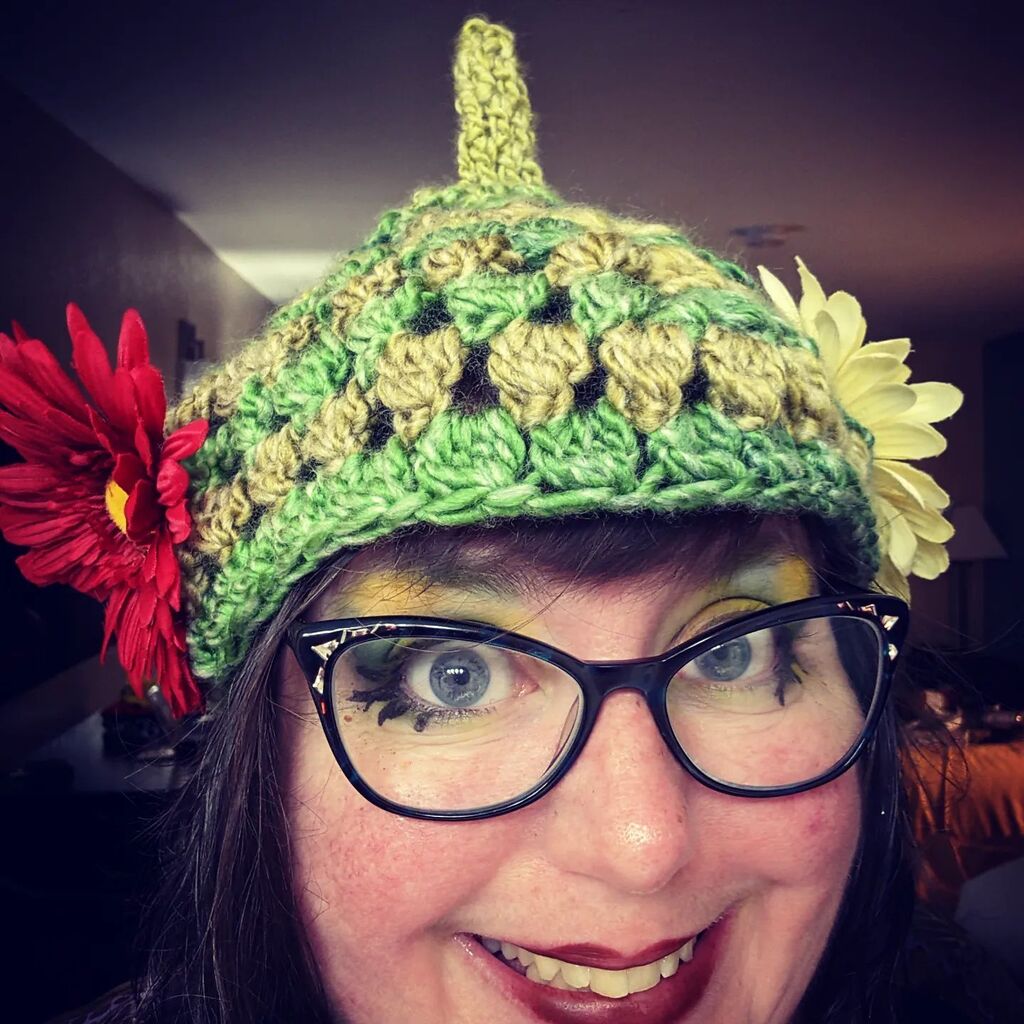 mabjustmab's tweet photo. Is this it? Have I done it? Did I make an acorn hat???? It's definitely cute. A tiny bit lumpy, but that is the way of nature.
I should make one more just to be sure! ๐๐
#iMadeThis #acornHat
#imanut
#crafty #hookit #crochet #yarnie https://t.co/BlHwdB0kAh https://t.co/UwTAYnZQfU