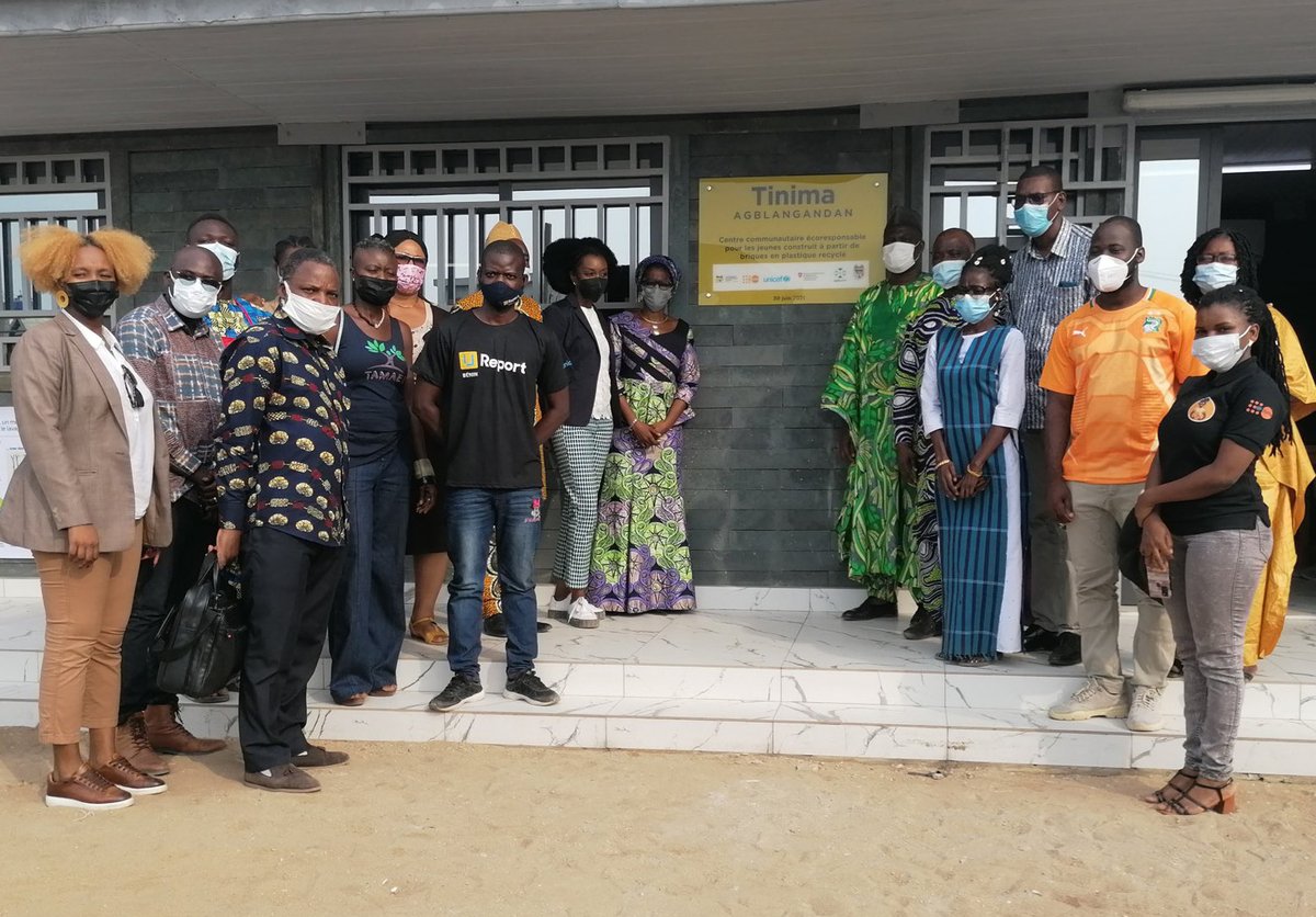 unfpa_benin's tweet photo. Le TINIMA est un des programmes de @SemeCity en collaboration avec @unfpa_benin dédié aux jeunes (8-18 ans) afin de leur offrir l’opportunité de découvrir et d’exprimer leur capacité d’innovation dans tous les domaines: Agriculture, animation 2D/3D en passant par la robotique... https://t.co/J5L6KT8xdU