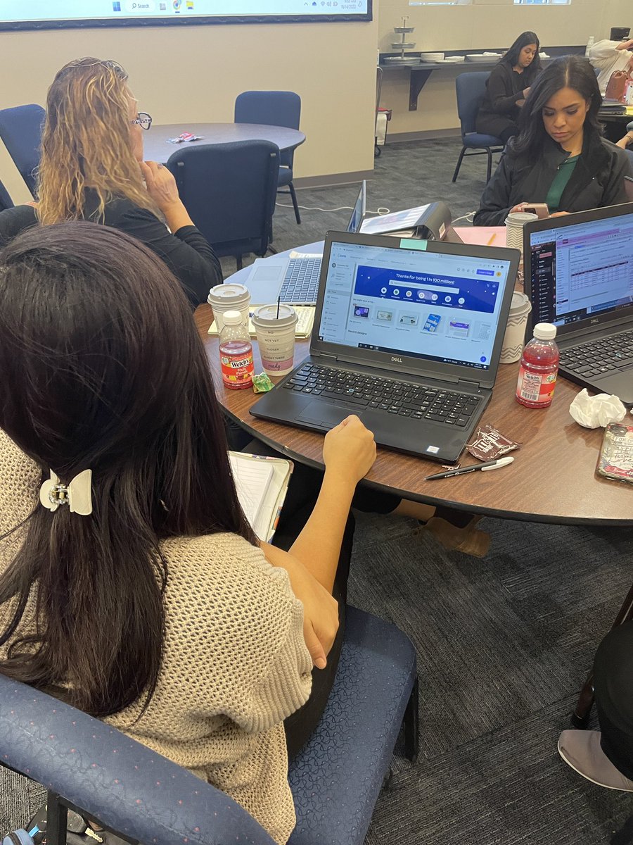 #Jenallee had a blast sharing @canva at the @CastleberryISD Secretary Professional Learning day! We can’t wait to see how you ladies use this amazing tool! 💖
#CastleberryISD #UCanWithCanva #CanvaEDU #canvalove