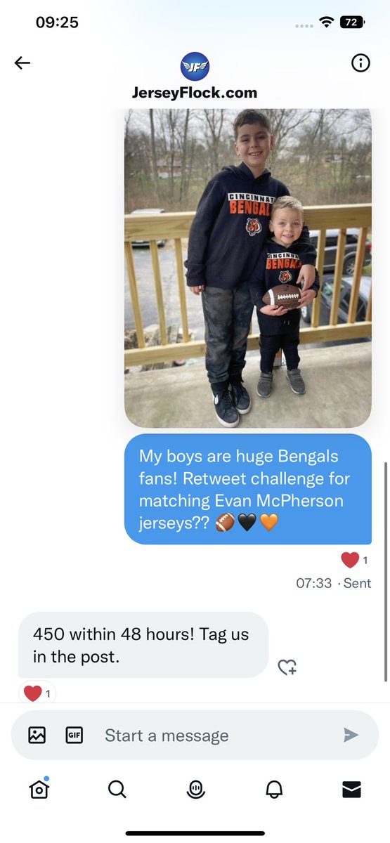 knwall1015's tweet photo. Cmon internet do your thing! Help me get my boys matching @McPherson_Evan jerseys from @JerseyFlock!! @Bengals @thebengalorian @bengaljims_BTR @BengalsBackyard 
450 retweets need!! 🙌🏻 https://t.co/YZbwPt3p4k