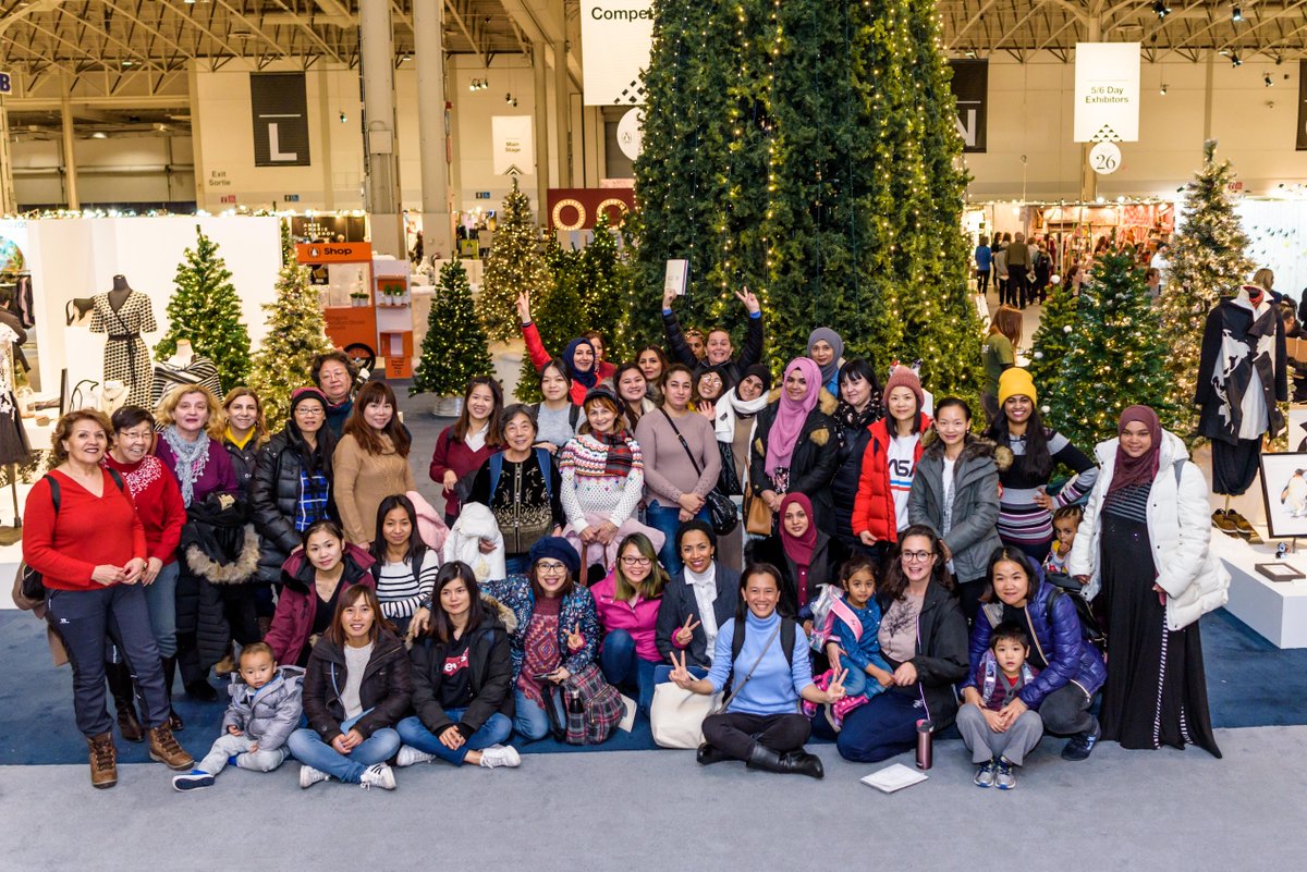 With the OOAK Craft Champion program, we help newcomers to Canada to enjoy the show for the first time, free of charge. This year, we are excited to welcome 120 newcomers. Thanks to all of our customers who purchased a Craft Champion ticket &amp; paid it forward!
#ooak22