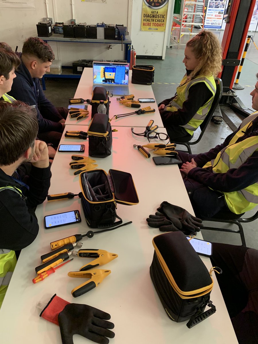 RACHPskillsUK tweet media