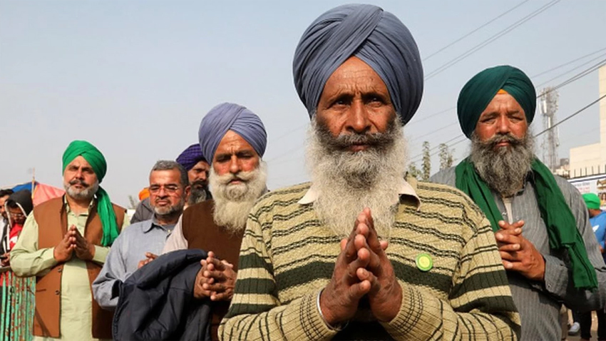 RadioPakistan's tweet photo. Sikh #Yatrees return to India after attending birth anniversary of Baba Guru Nanak
@GovtofPunjabPK
https://t.co/EV21tXQ8Cm https://t.co/ozh45RO1aH