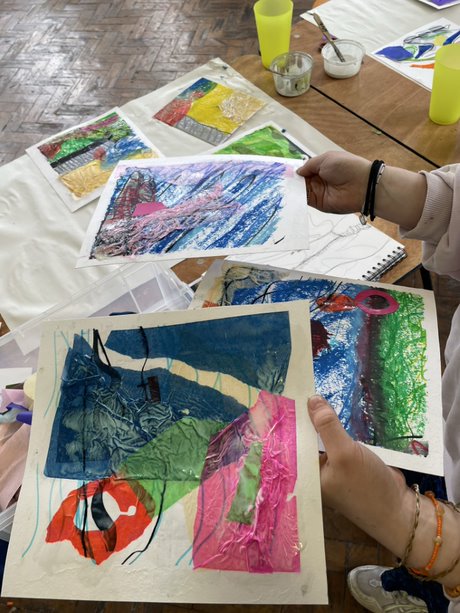SHSK Partnerships (@shskpartnership) on Twitter photo Looking forward to welcoming art teachers from local secondary schools around Abingdon for the first Oxford Art Teach meeting in January 2023. Focussing on GCSE art and design exams and different ways of delivering them. <a href="/ISC_schools/">Independent Schools Council</a> #schoolstogether #powerofpartnerships Looking forward to welcoming art teachers from local secondary schools around Abingdon for the first Oxford Art Teach meeting in January 2023. Focussing on GCSE art and design exams and different ways of delivering them. <a href="/ISC_schools/">Independent Schools Council</a> #schoolstogether #powerofpartnerships