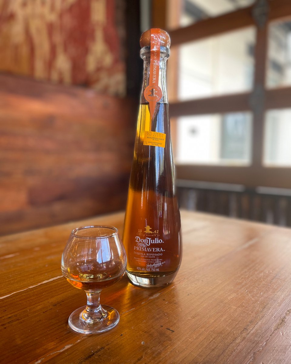 Time to taco y'all! Tonight we have $3 tacos and $10 pours of Don Julio Primavera. Stop in or make a reservation at bakersfieldtacos.com.