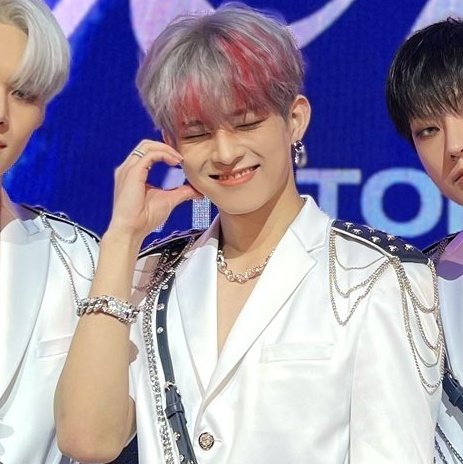 수빈나 이번활동두 빠이팅입니당 👐✨️