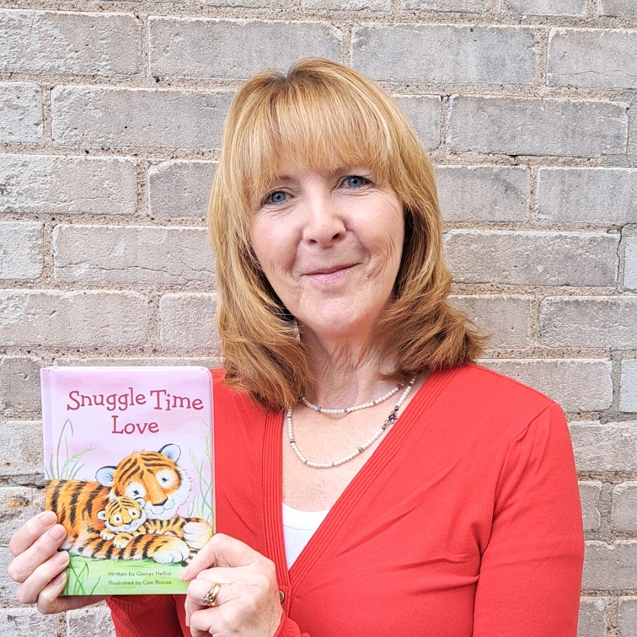 GlenysNellist's tweet photo. Celebrating the release of SNUGGLE TIME LOVE with a four-book giveaway! Comment, telling me what you LOVE about this holiday season, or RT for five extra entries. @Zonderkidz @lfhpueblo @KindThinkers 
https://t.co/oPp4OfJXJF https://t.co/ynAGBkrrAP