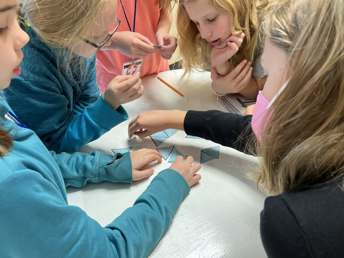 MrsCBBates's tweet photo. Summarizing our mini-medics unit with a triangle challenge puzzles. I ALMOST stumped them! @SweetAppleES https://t.co/5GlcXklm9k