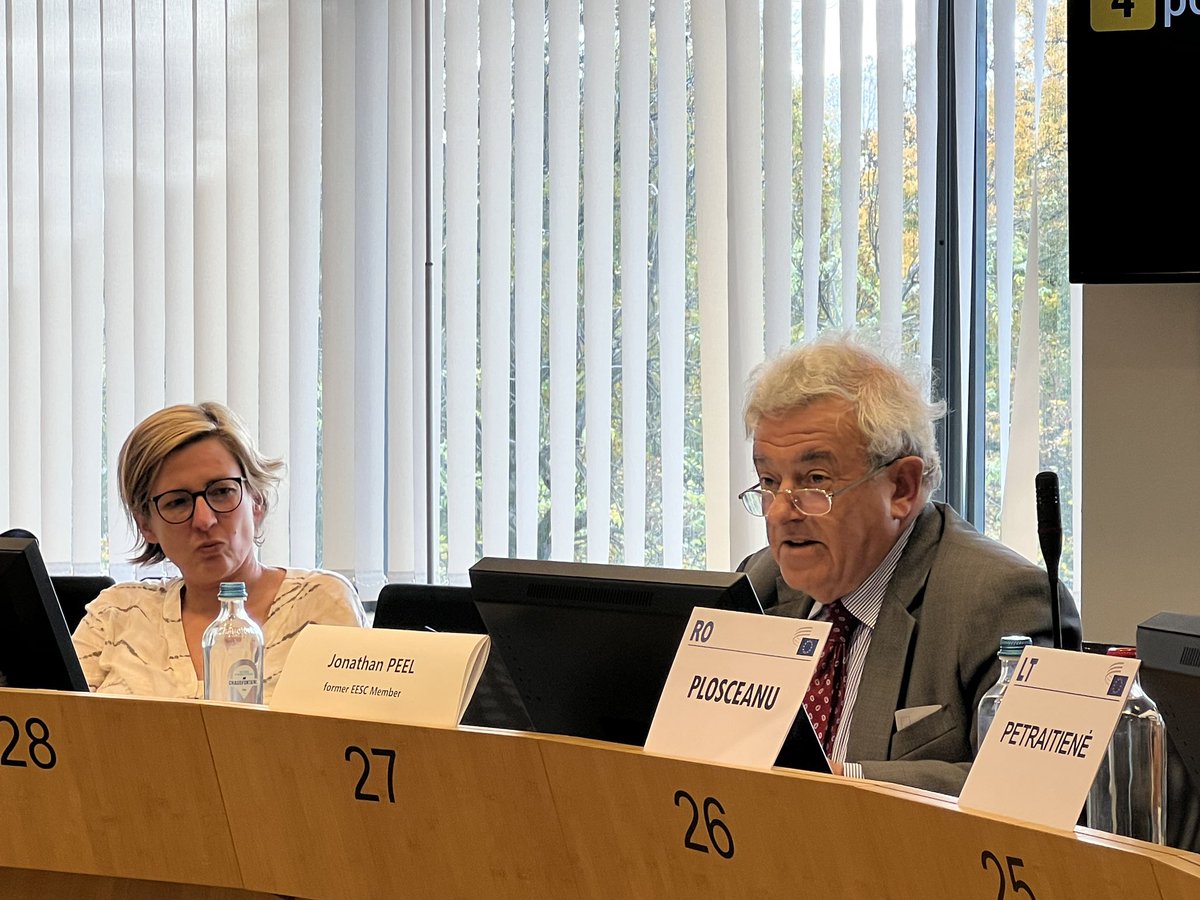 Assessing The EU Strategic Compass together with the colleagues from the <a href="/EESC_REX/">EESC External Relations</a>. 

eesc.europa.eu/en/our-work/op…

<a href="/EUCouncil/">EU Council</a> 
<a href="/eu_eeas/">European External Action Service - EEAS 🇪🇺</a> 
<a href="/Europarl_EN/">European Parliament</a> 
<a href="/EU_EESC/">European Economic and Social Committee</a> 
<a href="/employers_EESC/">Employers Group of the EESC</a> 
<a href="/WorkersEESC/">Workers' Group EESC</a> 
<a href="/CSOGroupEESC/">Civil Society Organisations' Group of the EESC</a>
<a href="/lecese/">CESE</a> 

#TheStrategicCompass 
#Defence
#Security
#peacefull
🌎🇪🇺🛡️🌍🕊️☮️🇪🇺🌏