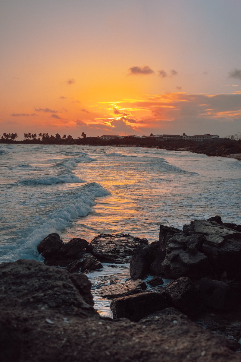 Es un atardecer o un amanecer?