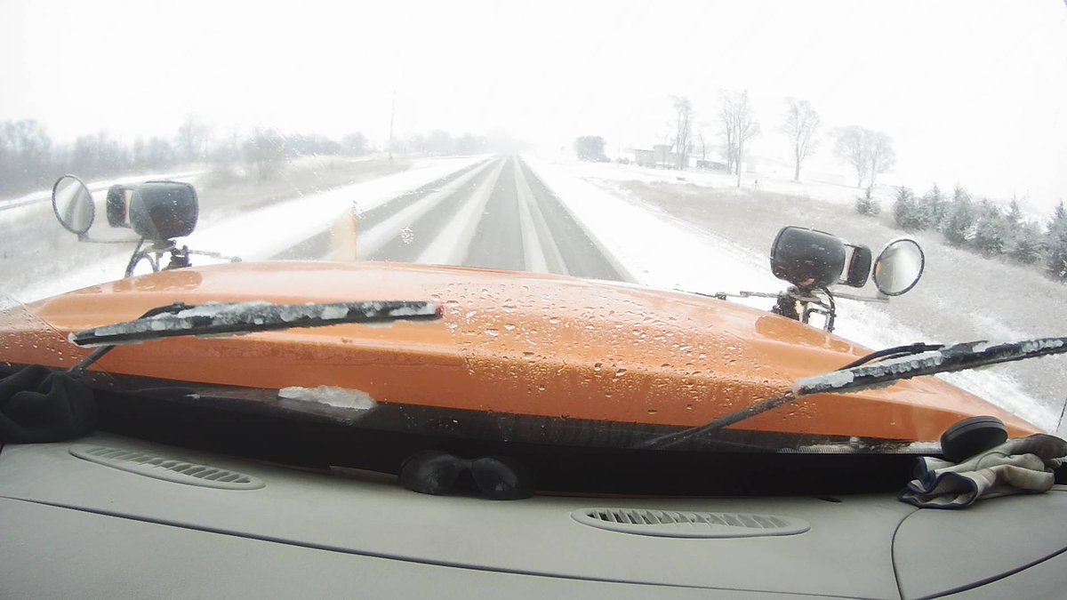 Jacqui Jeras on Twitter "RT NWSLaCrosse [900am] This snow plow cam